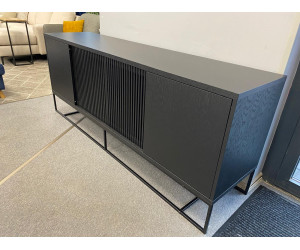 Ende kumode (Melna) Ende kumode (Melna)